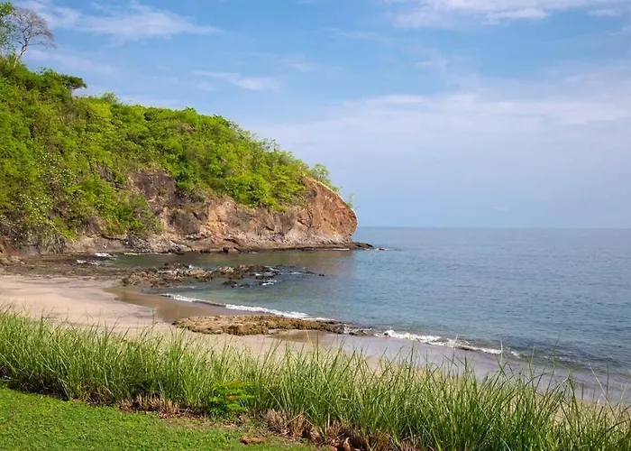 Newly Remodeled Beachfront Condo, Ground-floor Terrace & Direct Access To
