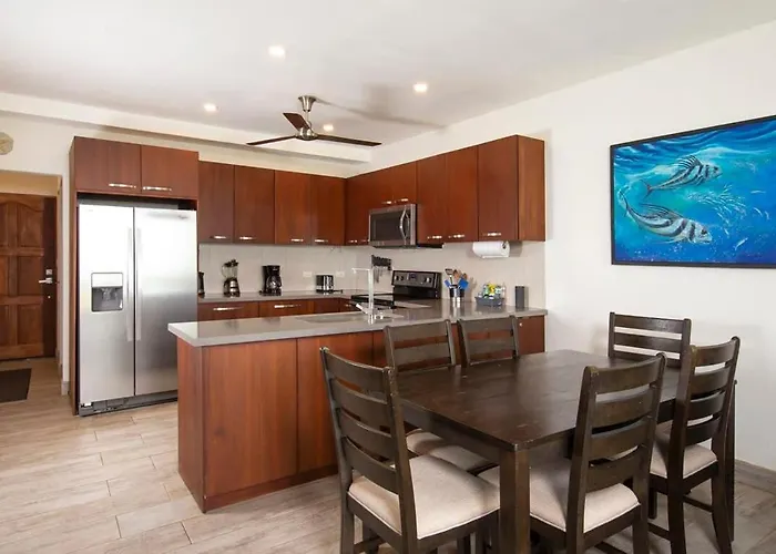 Newly Remodeled Beachfront Condo, Ground-floor Terrace & Direct Access To *