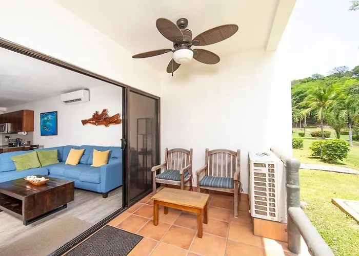 Newly Remodeled Beachfront Condo, Ground-floor Terrace & Direct Access To